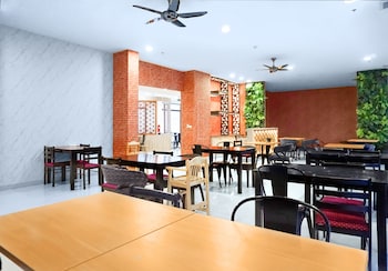 phoenix hotel karon beach
