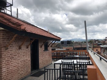 tashi delek guest house