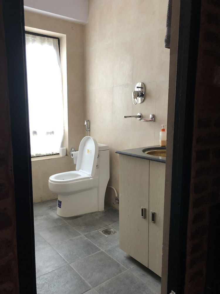 tashi delek guest house