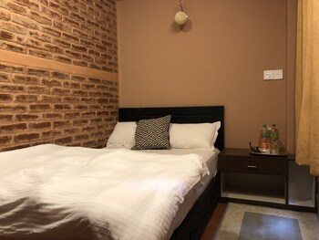 Tashi Delek Guest House,Near Taumadhi Square,3 star