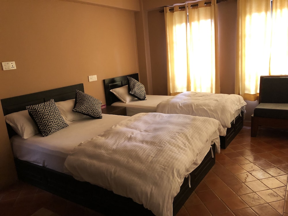 tashi delek guest house