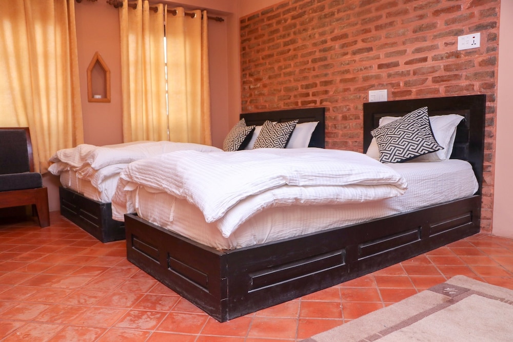 tashi delek guest house