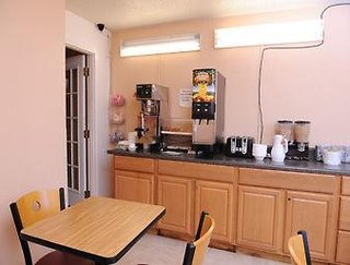 super 8 by wyndham chester richmond area