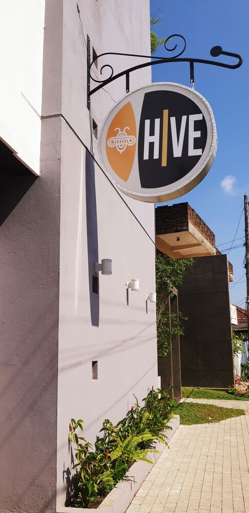 hive 68 hotel and resorts negombo