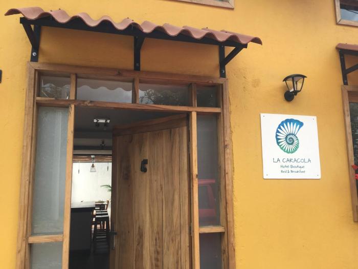 hotel la caracola