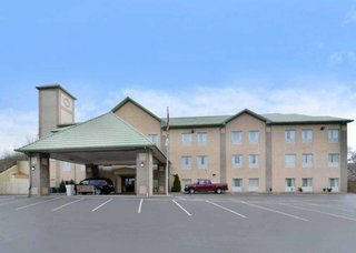 Comfort Inn & Suites,Cincinnati>>Bellevue,3 star