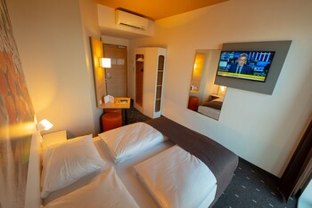 bandb hotel bremen uberseestadt