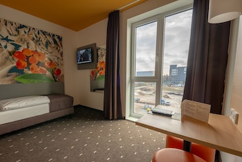 bandb hotel bremen uberseestadt