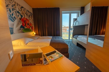 bandb hotel bremen uberseestadt