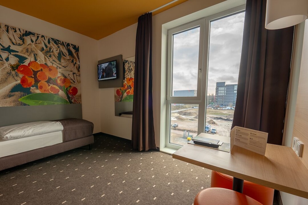 bandb hotel bremen uberseestadt