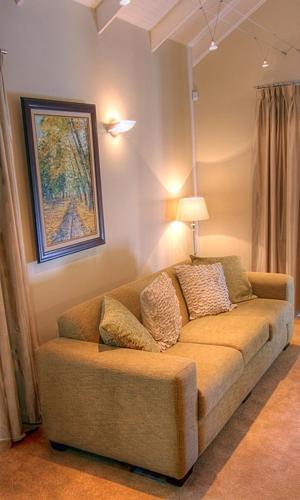 Gardenview Guest House,Nelson Mandela Bay>>Eastern Cape,4 star
