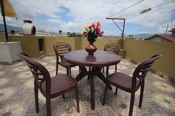 himalayan sherpa inn