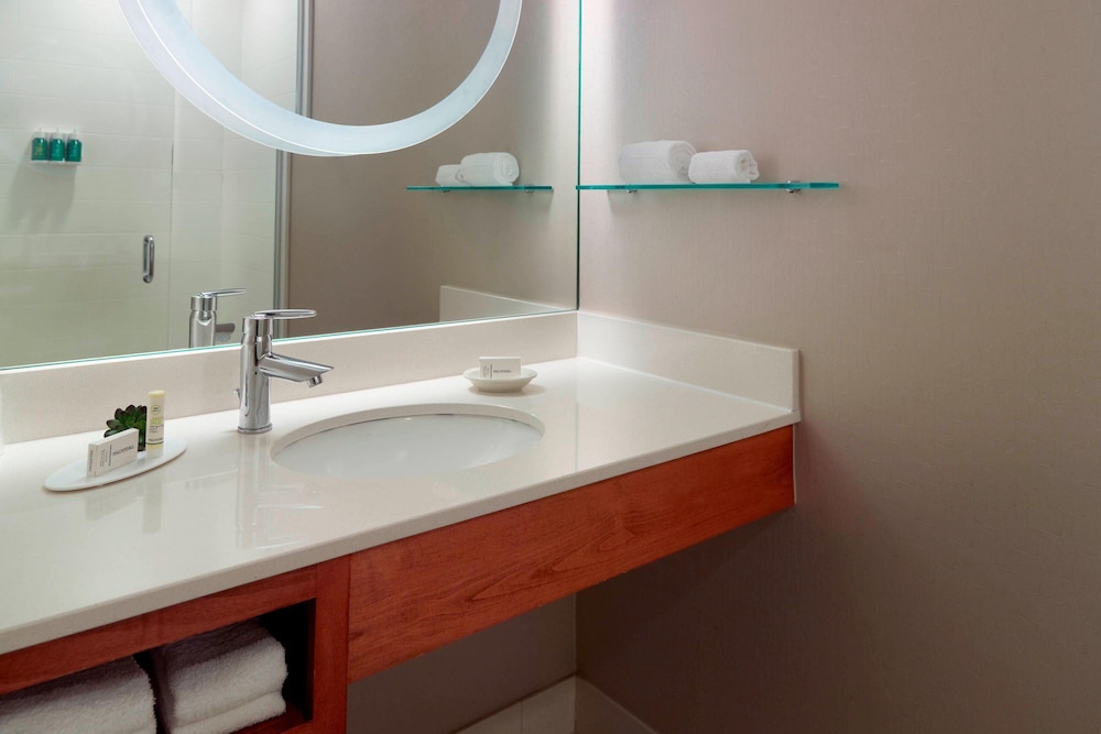 springhill suites by marriott atlanta airport gateway