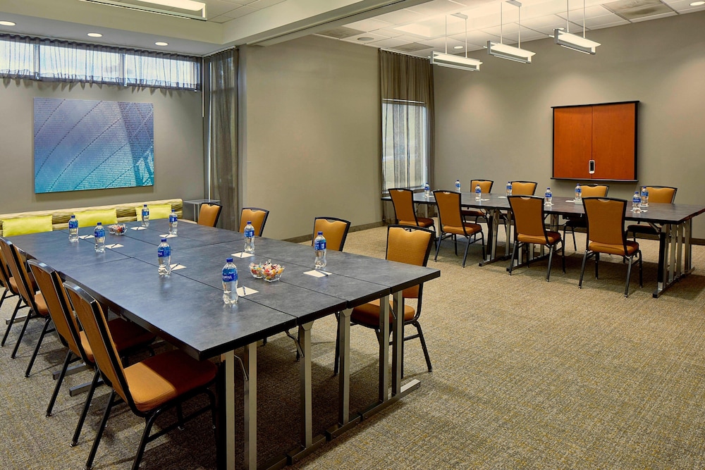 springhill suites by marriott atlanta airport gateway