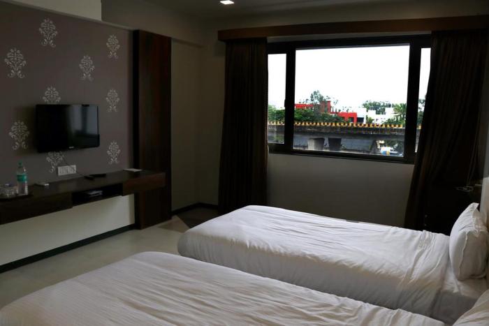 hotel pride executive