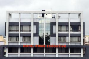 Hotel Pride Executive,Satara>>Pune,2 star