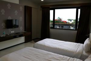 hotel pride executive