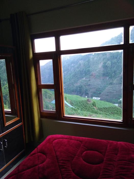 dhanaulti groove garden