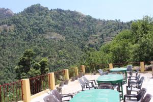 dhanaulti groove garden