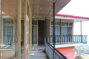 dhanaulti groove garden