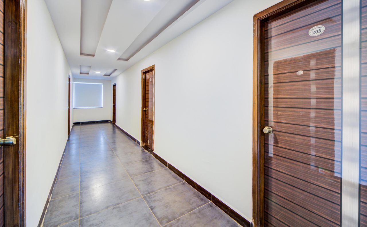 supraja cyber view by oyo rooms