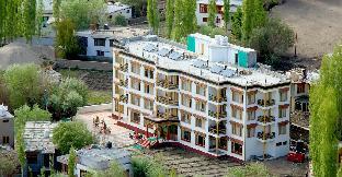 the grand chubi hotel