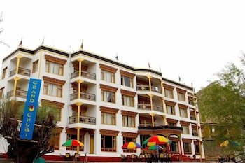 The Grand Chubi Hotel,Ladakh>>Leh,3 star