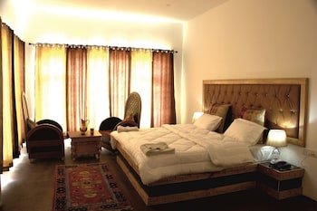 The Grand Chubi Hotel,Ladakh>>Leh,3 star