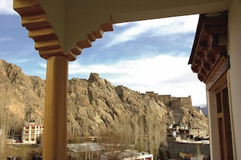 the grand chubi hotel