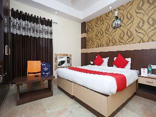 Oyo 12177 Hotel Crystal Inn,Faizabad Rd. Chinhat,2 star