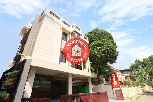 Oyo 16968 Better Inn,Better Inn Kandoth Avenue Karukappilly,3 star