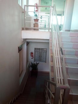 scroll inn hotel