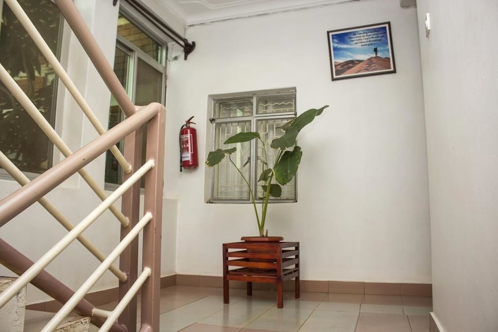 scroll inn hotel