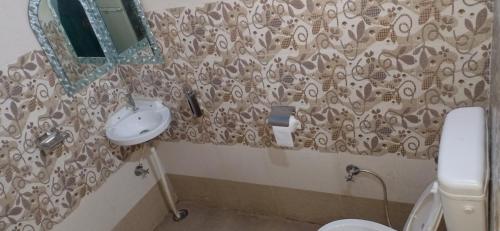 Indian Culture Hostel,Rishikesh>>Pauri Garhwal,3 star