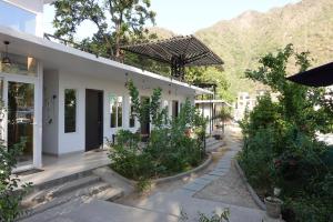 indian culture hostel