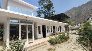 indian culture hostel
