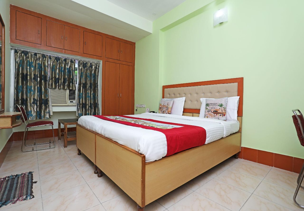 oyo 9547 hotel atmaram lodging