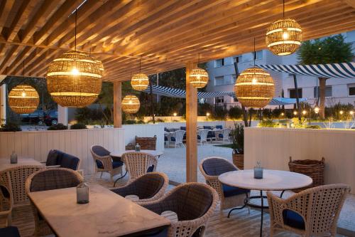 Ac Hotel Victoria Suites By Marriott,Esplugues De Llobregat>>Barcelona,4 star