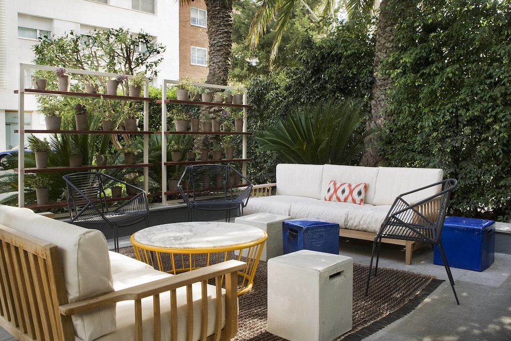 ac hotel victoria suites by marriott