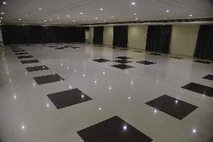 Monk's Nirvanaa Hotel & Resort,Near Brilliant Convention Centre,3 star