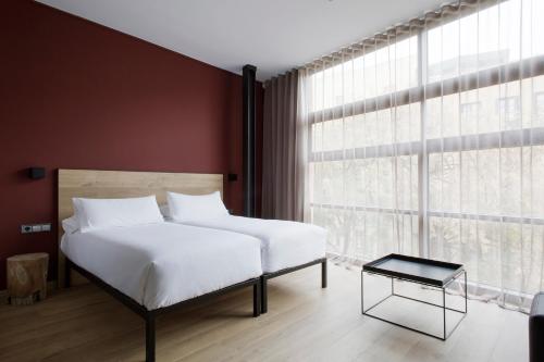 Aparthotel Allada,Near Palau De La Musica Catalana,4 star