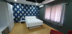 hotel aston suites