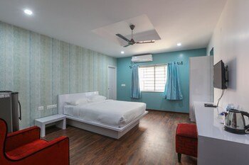 Hotel Aston Suites,Karnataka>>Bengaluru,2 star