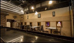 Qubestay Airport Capsule Hotel & Hostel,Thane>>Mumbai,1.5 star