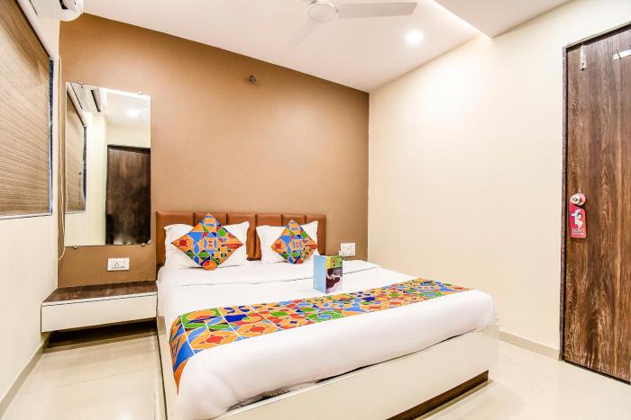 hotel pratiksha