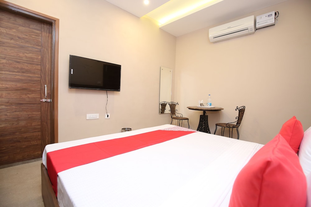 oyo 27743 hotel platina