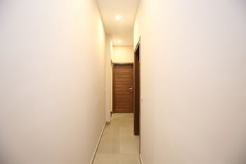 oyo 27743 hotel platina