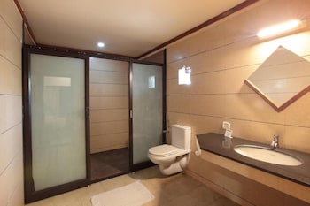 hotel pushpak grande