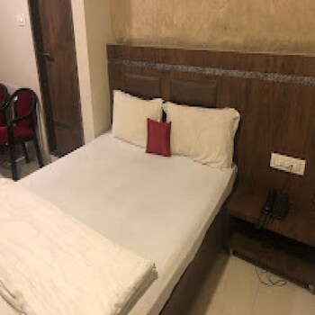 hotel metro palace panvel navi mumbai
