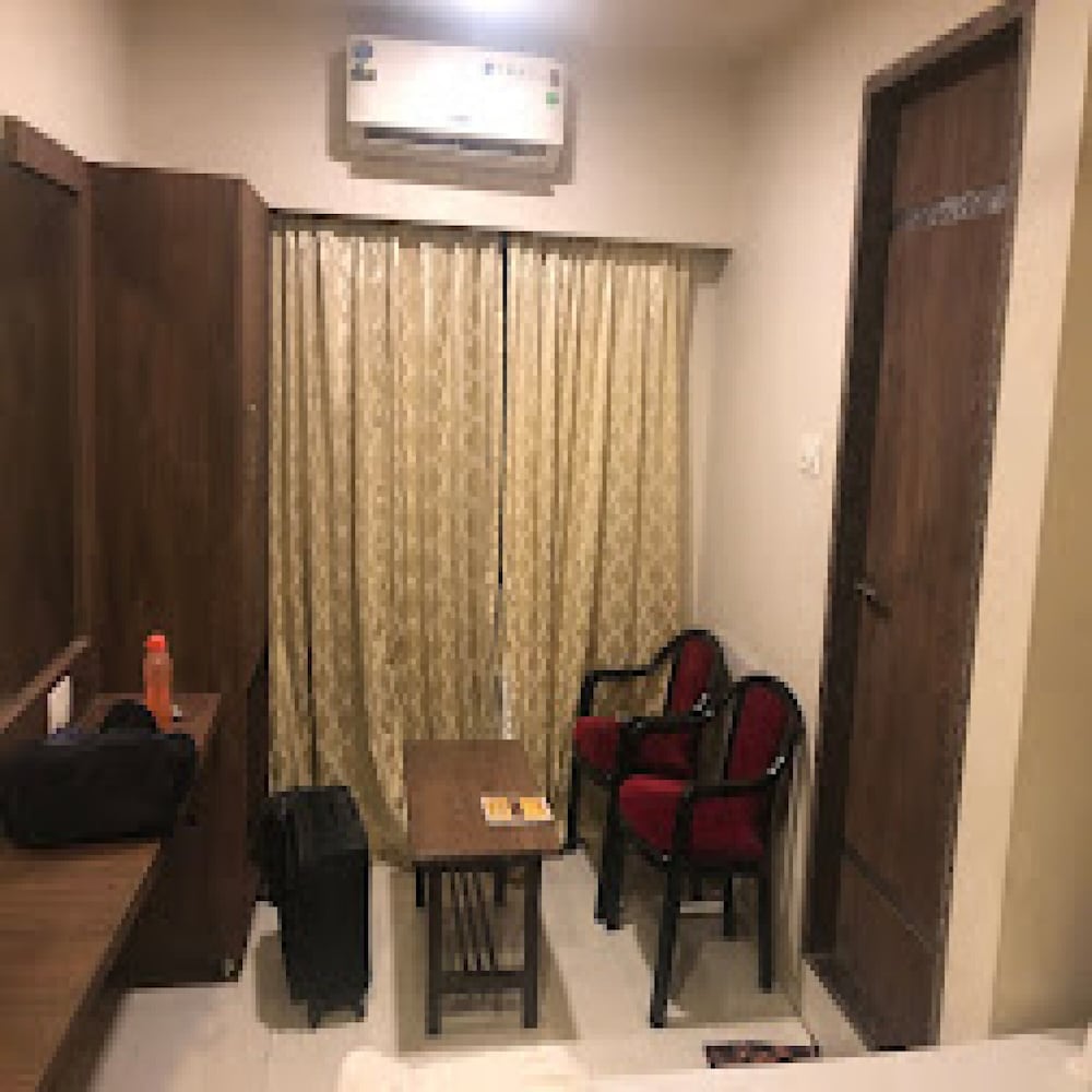 hotel metro palace panvel navi mumbai